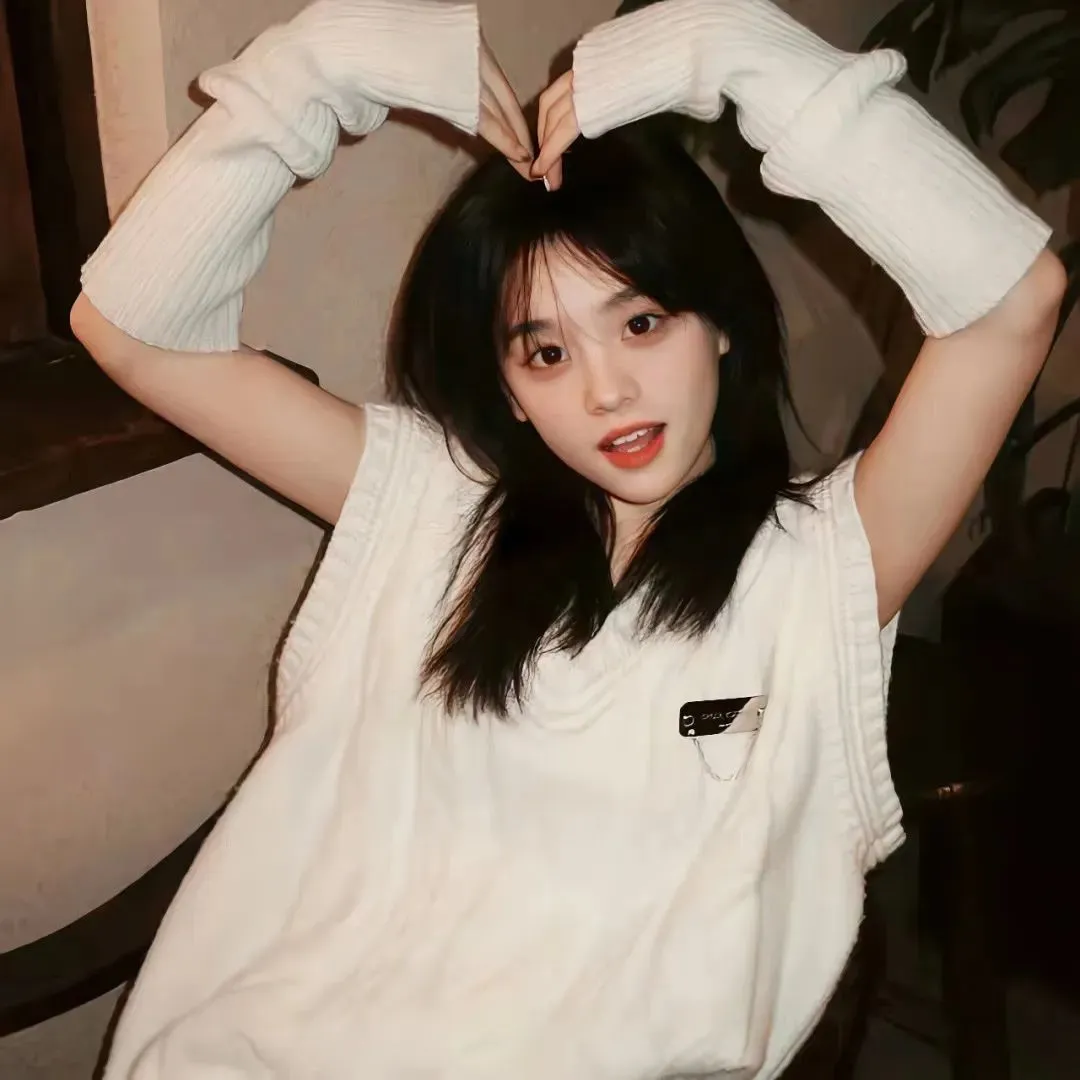 月光下的凤尾竹